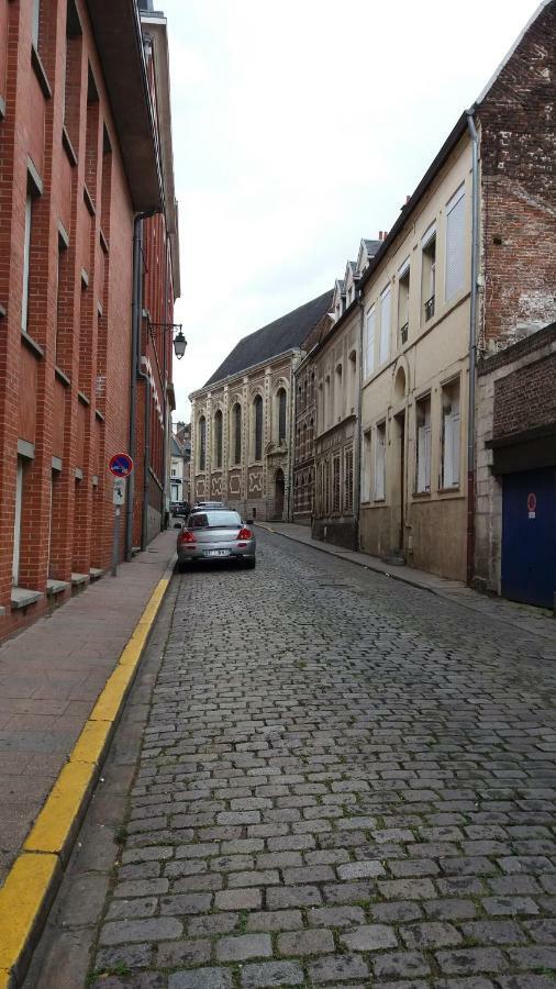 Suite 7 Du Temple 2 Chambres Sans Cuisine Cambrai Exteriör bild